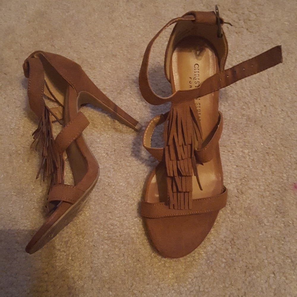 Brown suede material fringe heel